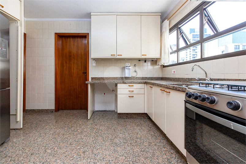 Foto REO1098316