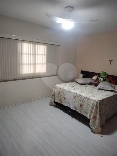 Foto REO1098325