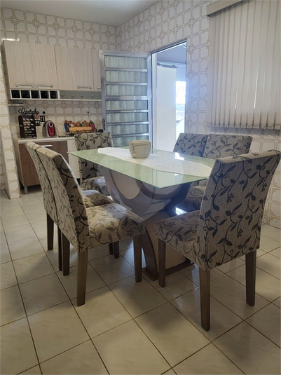 Foto REO1098325