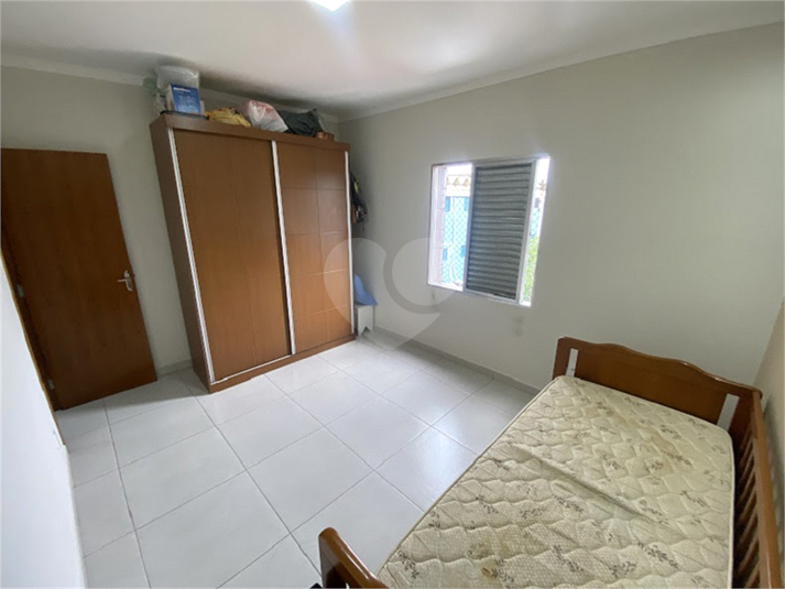 Foto REO1098334