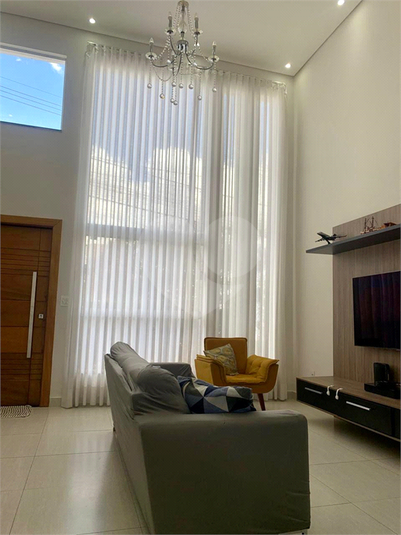 Foto REO1098339