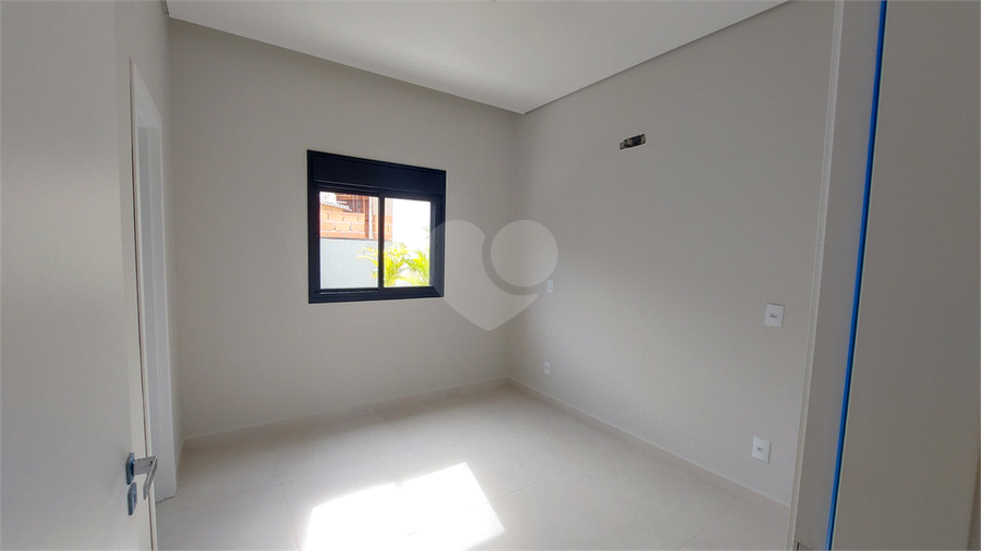 Foto REO1098341