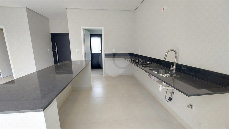 Foto REO1098341