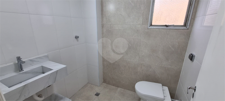 Foto REO1098381