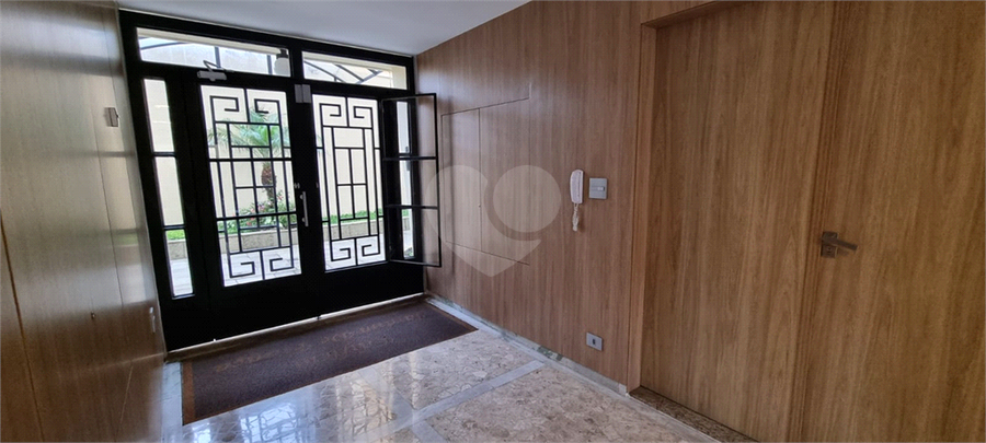 Foto REO1098381