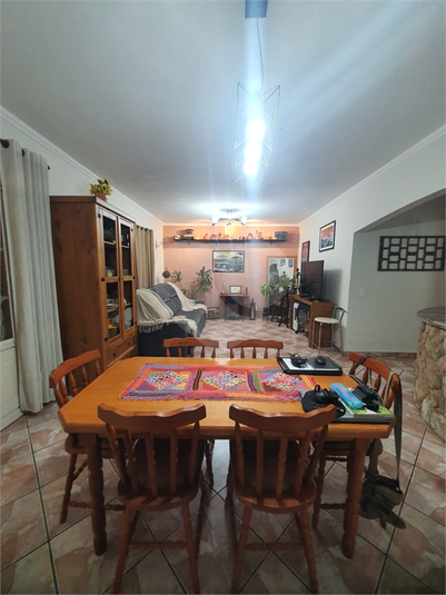 Foto REO1098395