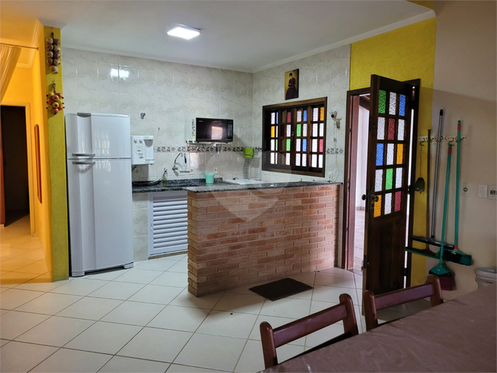 Foto REO1098401