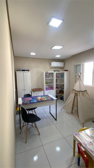 Foto REO1098440