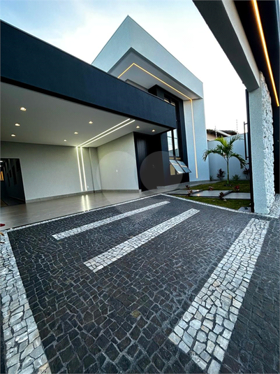 Foto REO1098444