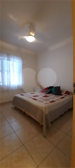 Foto REO1098445