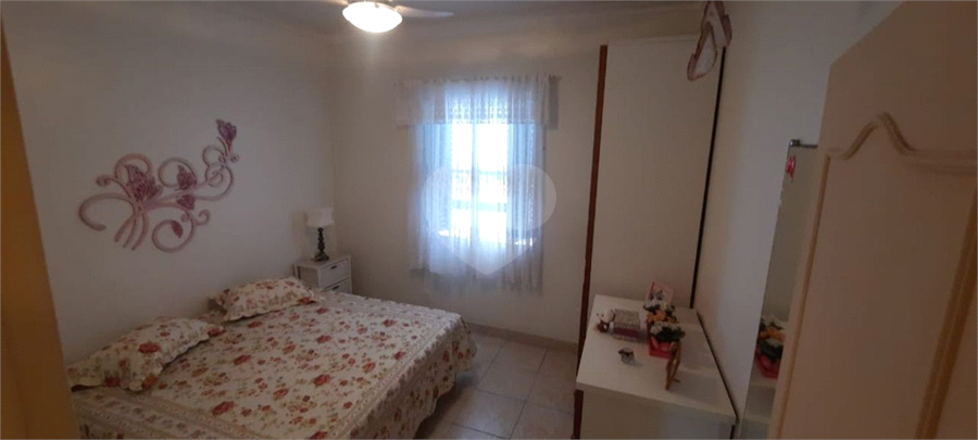 Foto REO1098445