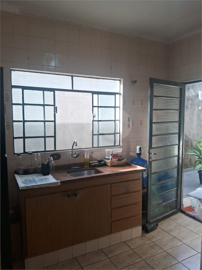 Foto REO1098450