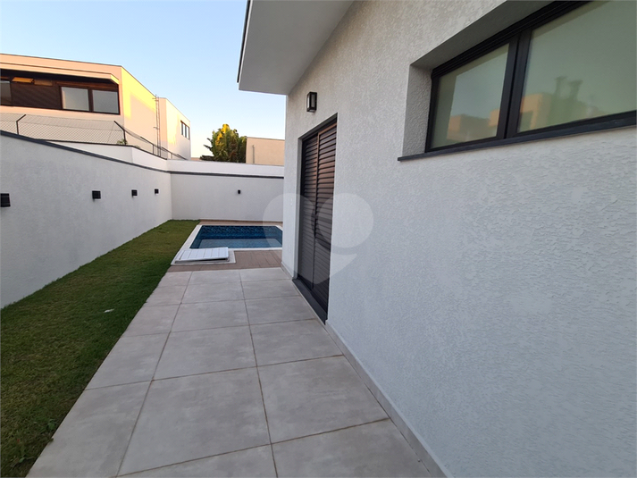 Foto REO1098460