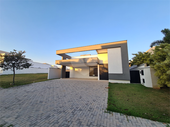 Foto REO1098460