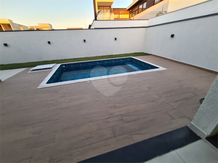 Foto REO1098460