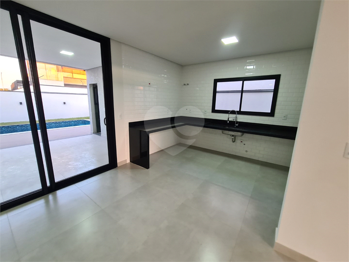 Foto REO1098460