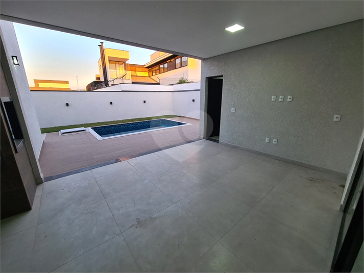 Foto REO1098460