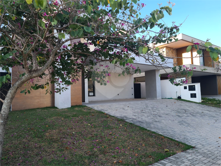 Foto REO1098464