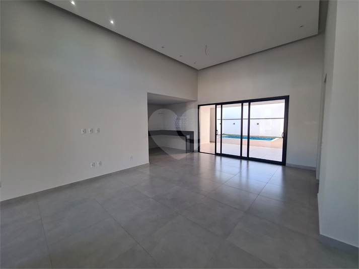 Foto REO1098464