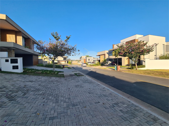 Foto REO1098464