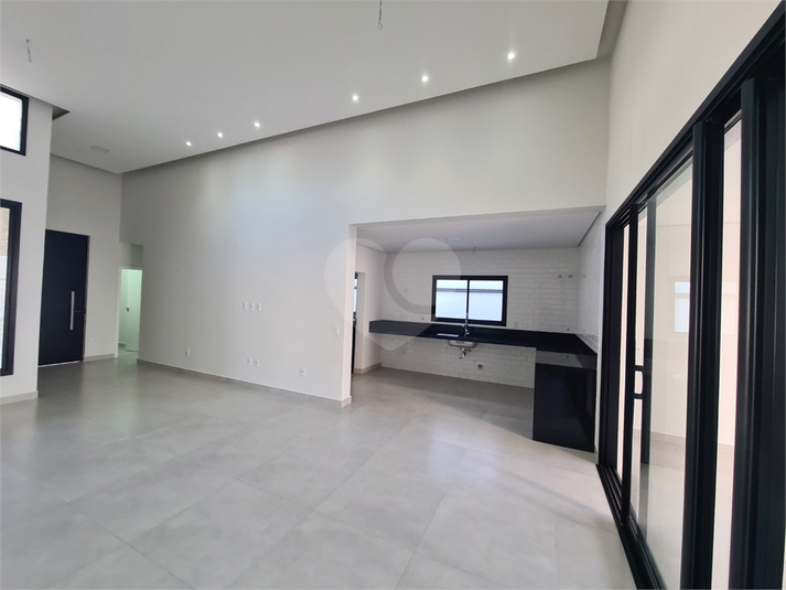 Foto REO1098464