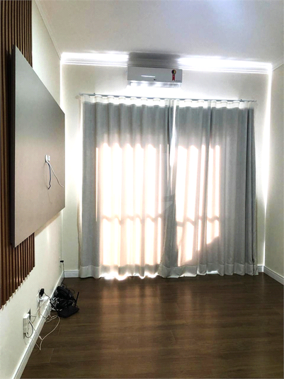 Foto REO1098468