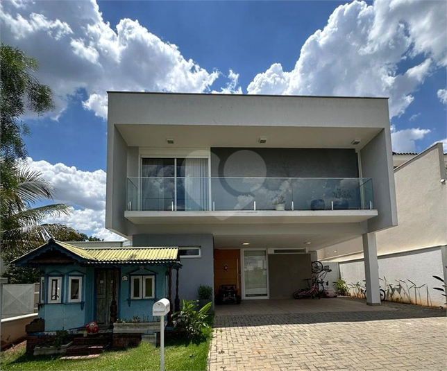Foto REO1098476