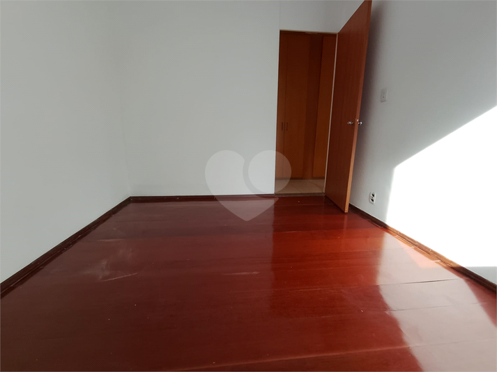 Foto REO1098492
