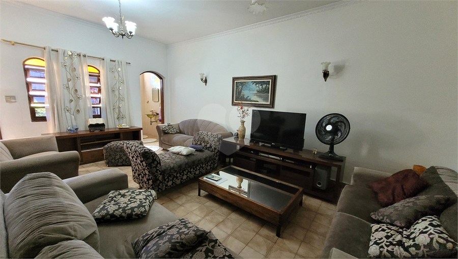 Foto REO1098495