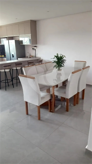 Foto REO1098497