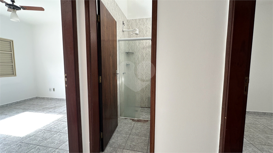 Foto REO1098508