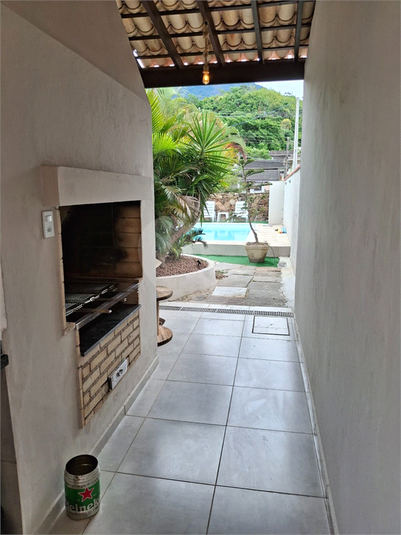 Foto REO1098509