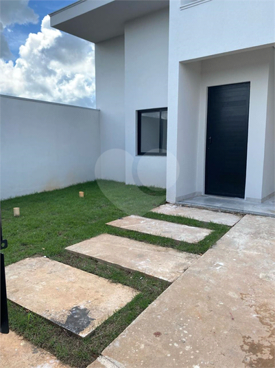 Foto REO1098519