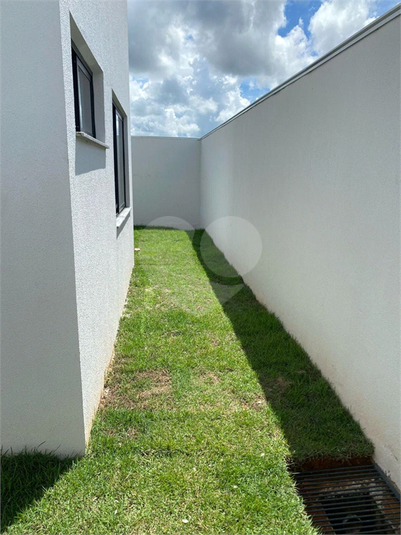 Foto REO1098519