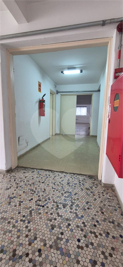 Corredor de acesso a sala