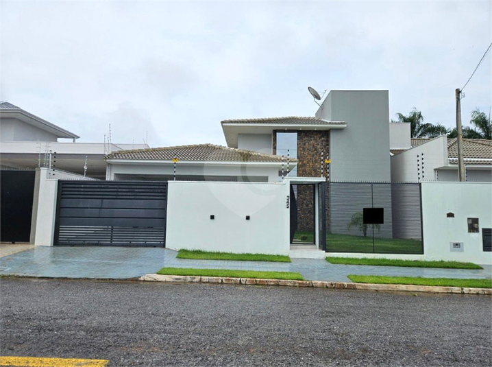 Foto REO1098543