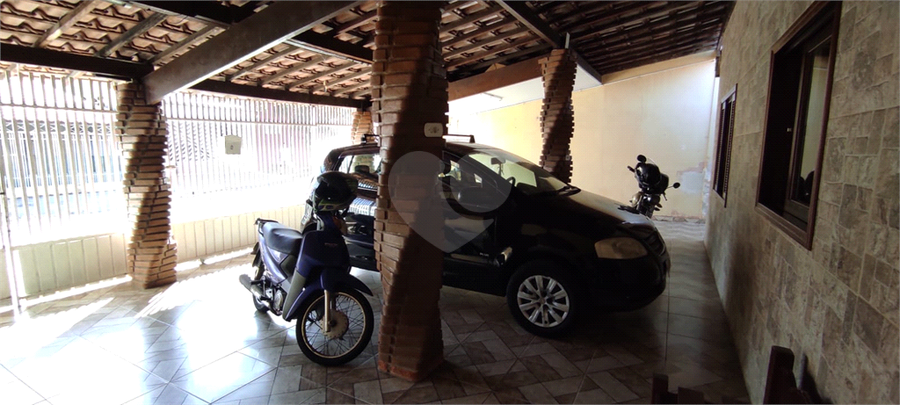 Foto REO1098551