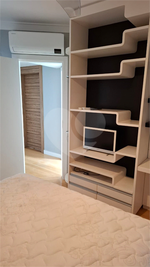 Foto REO1098572