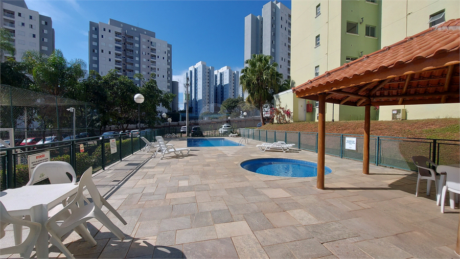 Foto REO1098579
