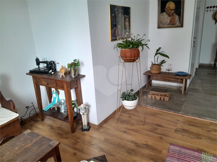 Foto REO1098586