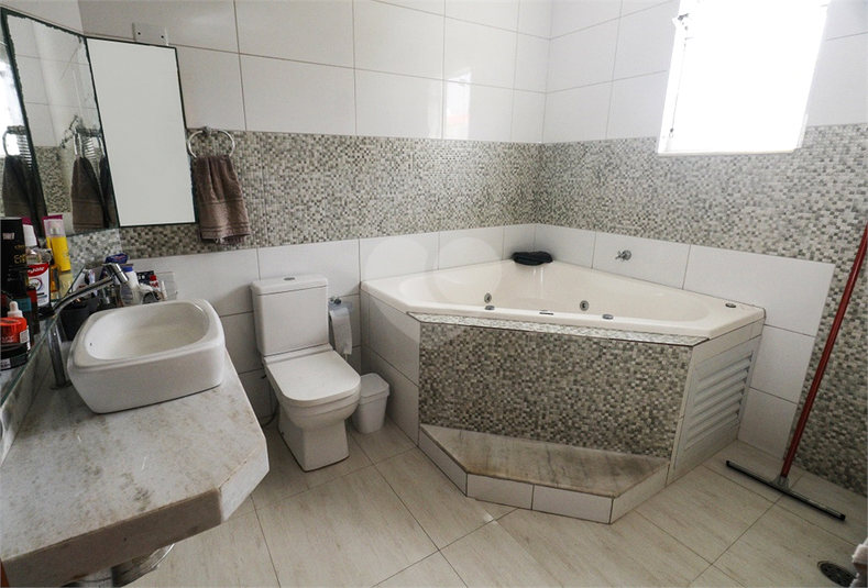 Foto REO1098587