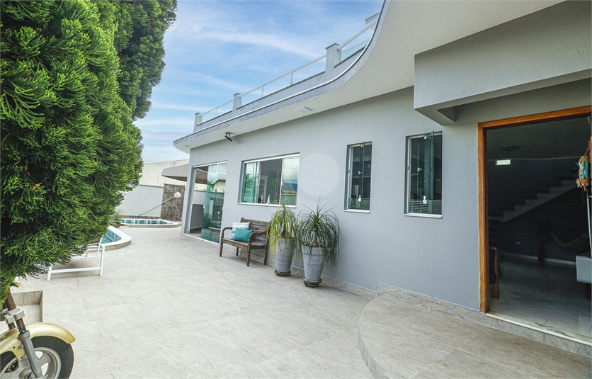 Foto REO1098587