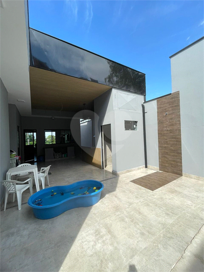 Foto REO1098588