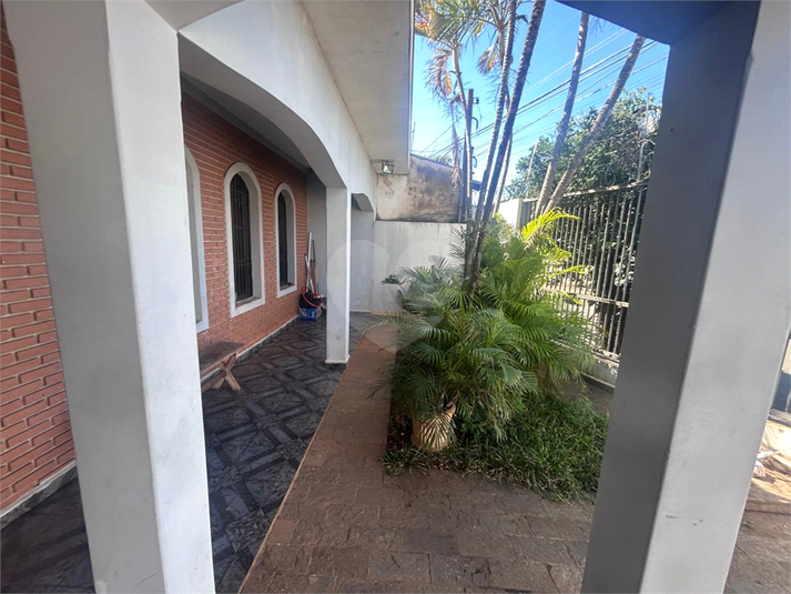 Foto REO1098600