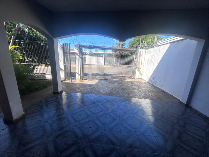 Foto REO1098600