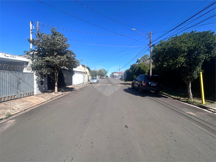 Foto REO1098600