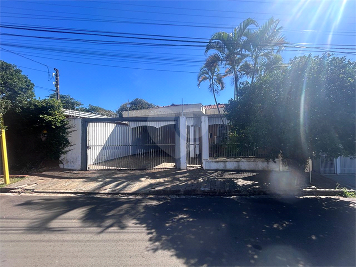 Foto REO1098600