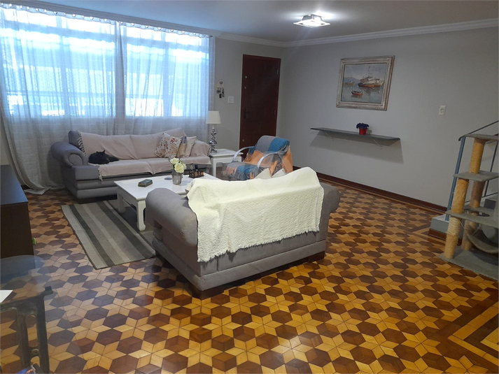 Foto REO1098618