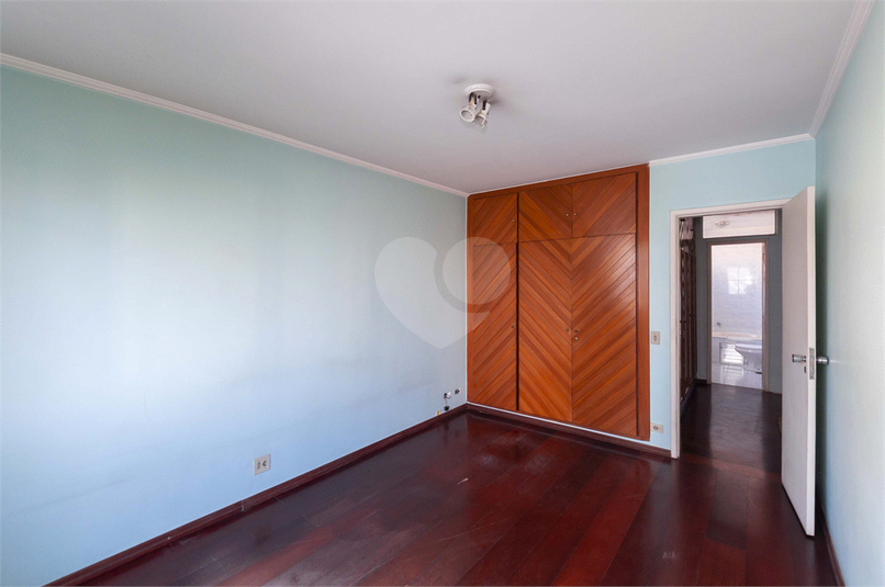 Foto REO1098636