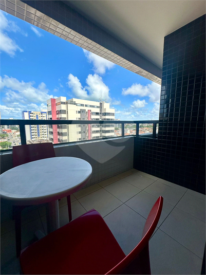 Foto REO1098637